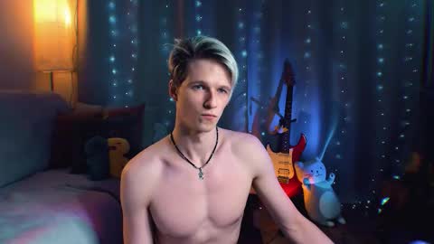 Snapshot of jack_frozt chatting on February 18, 2026, 3:46 am brestonsweet online show from February 18, 2026, 3:46 am