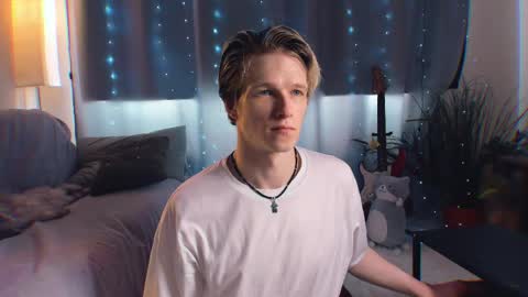 Snapshot of jack_frozt chatting on May 13, 2026, 11:18 am brestonsweet online show from May 13, 2026, 11:18 am