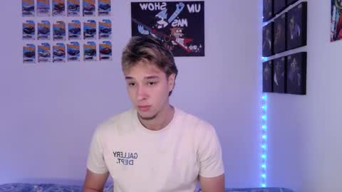 J online show from November 2, 2025, 2:19 pm