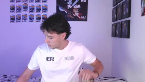 J online show from March 8, 2026, 1:36 am