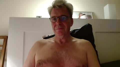 Snapshot of jackblack650 chatting on October 6, 2025, 10:51 pm jackblack650 online show from October 6, 2025, 10:51 pm