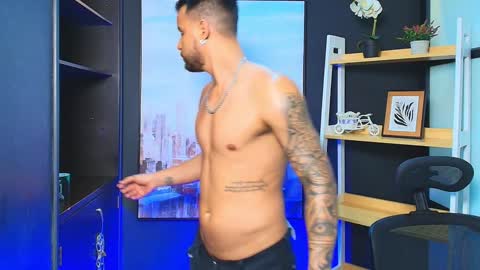 Snapshot of jackblanco_ chatting on January 22, 2025, 10:18 am Jack White online show from January 22, 2025, 10:18 am