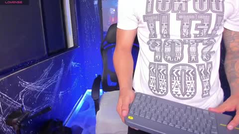 Snapshot of jackblanco_ chatting on February 3, 2025, 4:14 am Jack White online show from February 3, 2025, 4:14 am