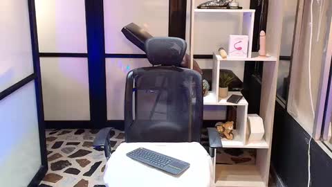 Snapshot of jackblanco_ chatting on March 8, 2025, 11:39 pm Jack White online show from March 8, 2025, 11:39 pm