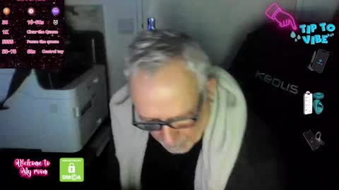 J-Mitchel online show from December 2, 2024, 11:40 pm