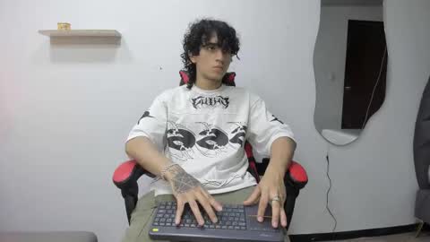 Jackes Taylor online show from October 27, 2025, 5:11 am