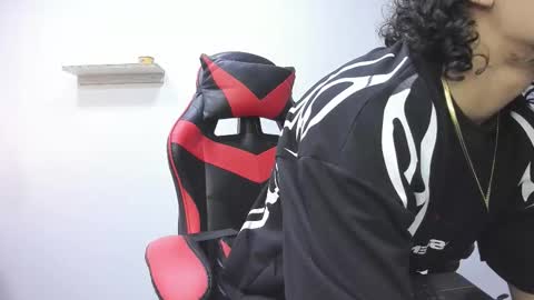 Jackes Taylor online show from November 9, 2025, 4:55 am