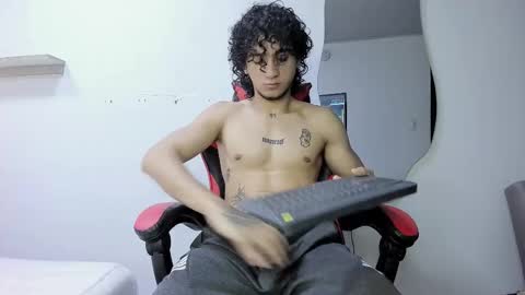 Jackes Taylor online show from November 14, 2025, 4:55 am