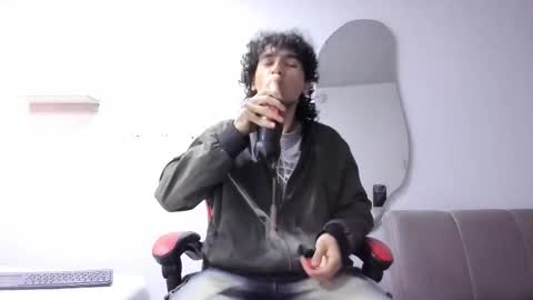 Jackes Taylor online show from December 15, 2025, 8:51 am