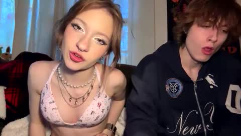 sophi scott online show from December 16, 2025, 1:38 pm