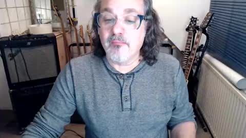 Jack independent model  online show from February 25, 2026, 6:50 pm