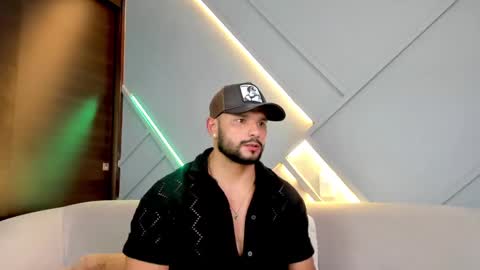 Snapshot of jackson_wayne__ chatting on February 11, 2025, 10:07 pm Jackson Wayne online show from February 11, 2025, 10:07 pm