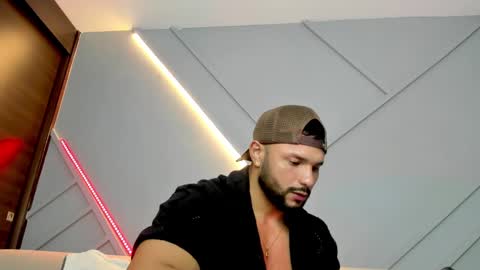 Snapshot of jackson_wayne__ chatting on February 20, 2025, 1:46 am Jackson Wayne online show from February 20, 2025, 1:46 am