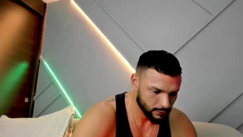 Snapshot of jackson_wayne__ chatting on March 2, 2025, 12:42 am Jackson Wayne online show from March 2, 2025, 12:42 am