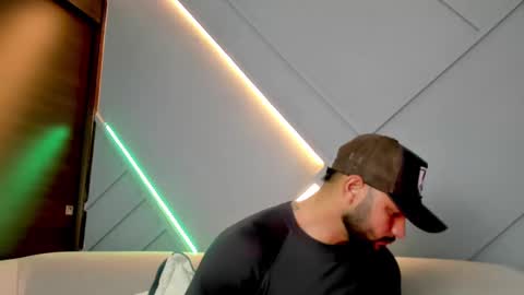 Snapshot of jackson_wayne__ chatting on March 6, 2025, 11:14 am Jackson Wayne online show from March 6, 2025, 11:14 am