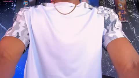 Snapshot of jacksonmuller_ chatting on April 29, 2026, 1:37 pm Jackson online show from April 29, 2026, 1:37 pm