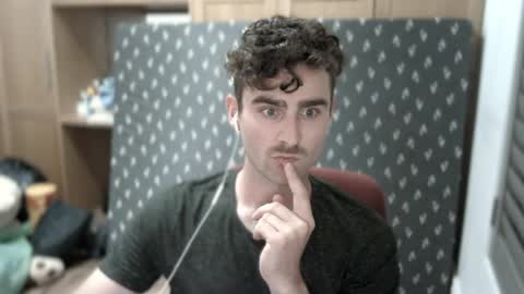 Snapshot of jacksonuk24 chatting on April 6, 2026, 6:42 pm Jackson Uk online show from April 6, 2026, 6:42 pm