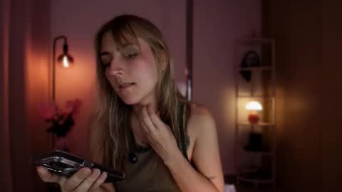 Snapshot of jacky_croft chatting on February 15, 2026, 11:56 pm Linda Sofia help me get to 100 thumbs up online show from February 15, 2026, 11:56 pm