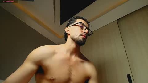 jacob__adams online show from April 19, 2026, 12:22 am