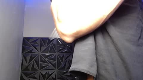 Snapshot of jacob_beckett chatting on March 10, 2025, 11:27 pm Jacob online show from March 10, 2025, 11:27 pm