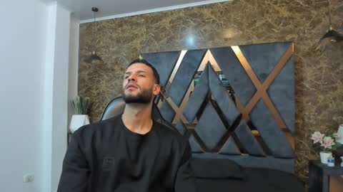 Jaco online show from January 15, 2026, 11:19 pm