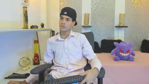 jacob_blackwell online show from November 17, 2025, 7:19 pm