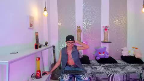 jacob_blackwell online show from November 26, 2025, 7:37 pm