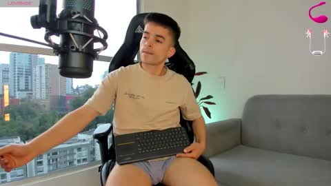 Snapshot of jacob_ferrer chatting on February 26, 2026, 6:18 pm JACOB FERRER online show from February 26, 2026, 6:18 pm