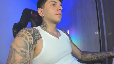 jacobb116 online show from September 30, 2025, 12:15 am