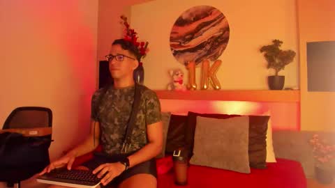 Snapshot of jacobdraven chatting on January 17, 2026, 3:44 am jacobdraven online show from January 17, 2026, 3:44 am