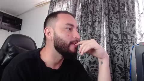 jacobkingd online show from February 18, 2025, 5:42 pm