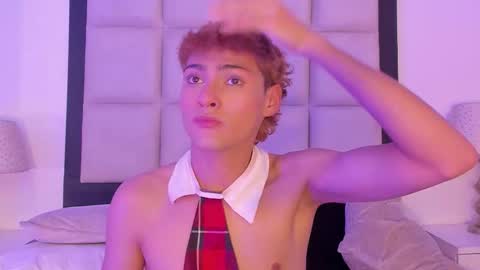 Snapshot of jacobrusso chatting on December 21, 2025, 8:05 pm jacobrusso online show from December 21, 2025, 8:05 pm