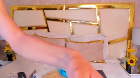 Snapshot of jacobrusso chatting on December 22, 2025, 10:29 pm jacobrusso online show from December 22, 2025, 10:29 pm