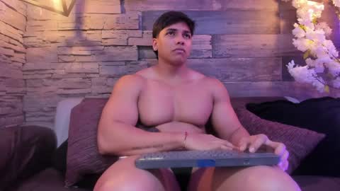 Jacob Stonne online show from April 21, 2026, 11:49 am