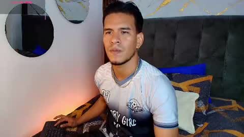 Snapshot of jacobwolf__ chatting on July 4, 2026, 7:09 pm Jacob Wolf online show from July 4, 2026, 7:09 pm