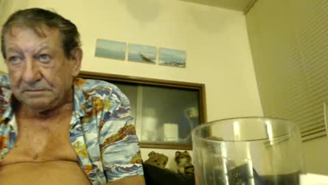 Snapshot of jacques_de_france chatting on June 22, 2026, 3:19 am Jacques online show from June 22, 2026, 3:19 am
