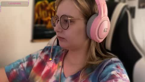 jacywinslat online show from September 23, 2025, 1:36 pm