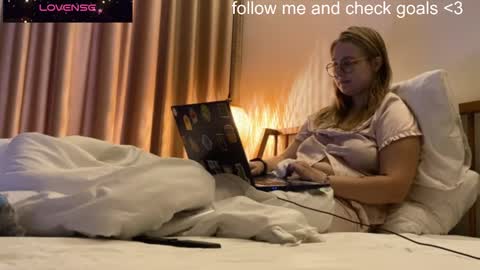 jacywinslat online show from December 17, 2025, 8:42 am