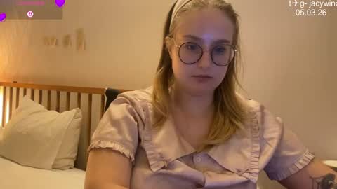 jacywinslat online show from March 5, 2026, 1:51 pm