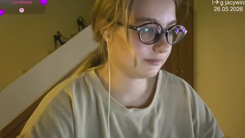 Snapshot of jacywinslat chatting on May 26, 2026, 4:47 pm jacywinslat online show from May 26, 2026, 4:47 pm