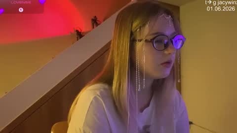 Snapshot of jacywinslat chatting on June 1, 2026, 9:16 pm jacywinslat online show from June 1, 2026, 9:16 pm