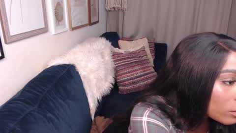 Jade online show from December 12, 2024, 3:54 am