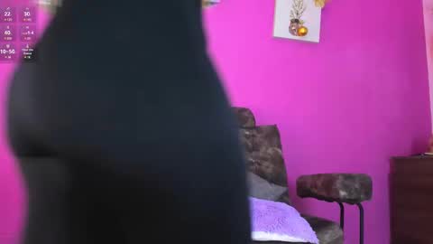 Snapshot of jade_brunnette chatting on February 20, 2025, 8:25 pm Jade Brunete online show from February 20, 2025, 8:25 pm