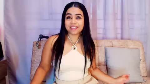 Snapshot of jade_brunnette chatting on October 16, 2025, 8:21 pm Jade Brunete online show from October 16, 2025, 8:21 pm