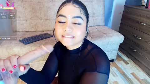 Snapshot of jade_brunnette chatting on November 15, 2025, 8:49 pm Jade Brunete online show from November 15, 2025, 8:49 pm