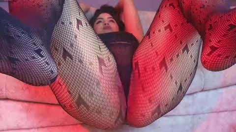 Snapshot of jade_brunnette chatting on April 30, 2026, 8:48 pm Jade Brunete online show from April 30, 2026, 8:48 pm