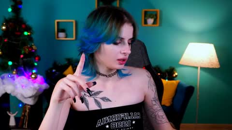 jade_castle online show from December 31, 2024, 10:58 am