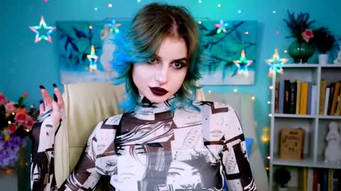 jade_castle online show from January 6, 2025, 5:27 pm