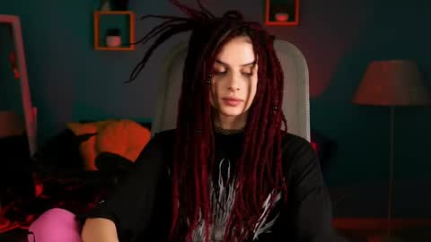 jade_castle online show from May 28, 2026, 5:21 pm