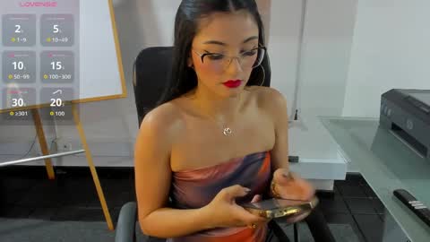 Snapshot of jade_connor chatting on May 2, 2026, 8:14 pm jade_connor online show from May 2, 2026, 8:14 pm
